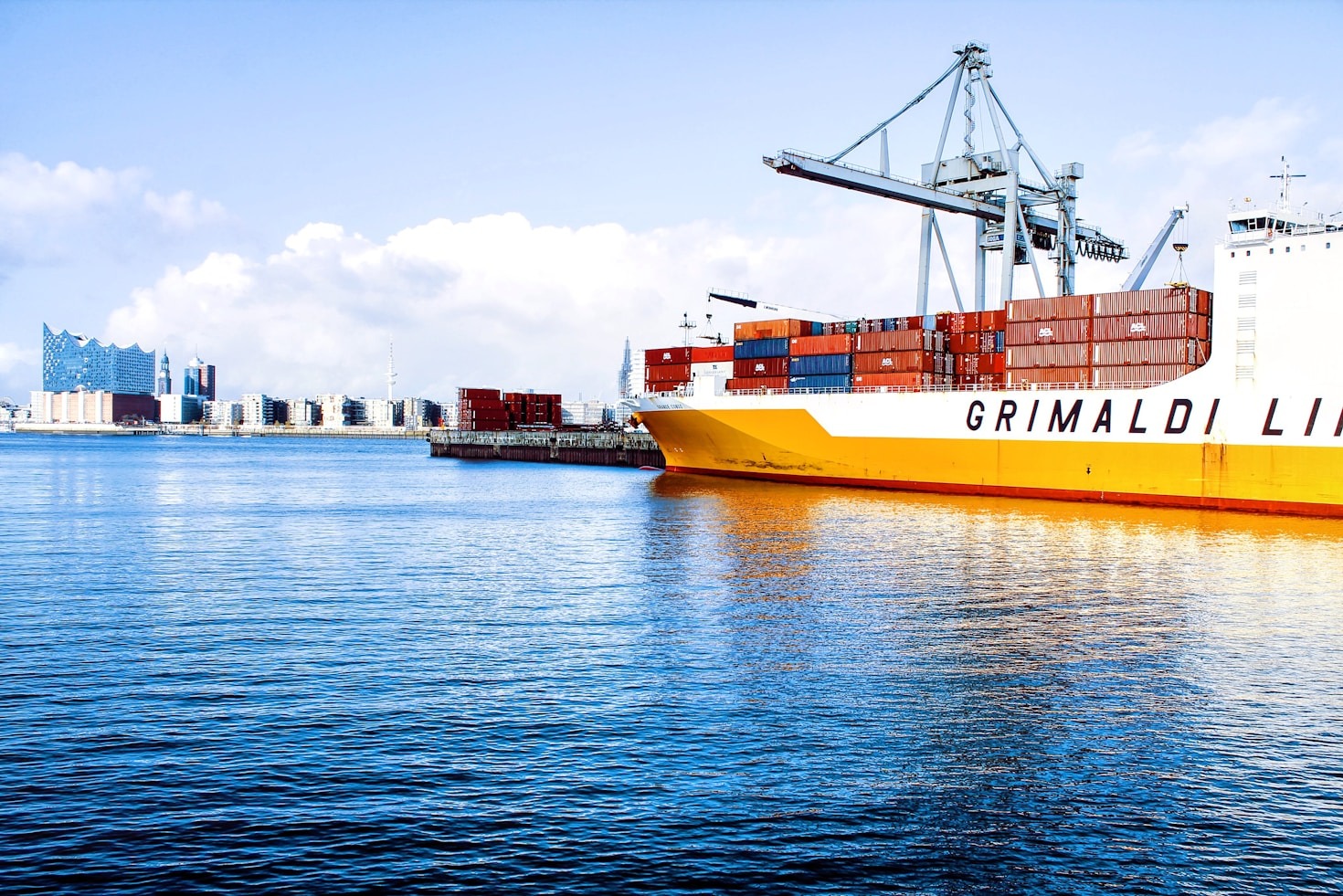 Top Challenges in Medical Courier Services and Solutions
